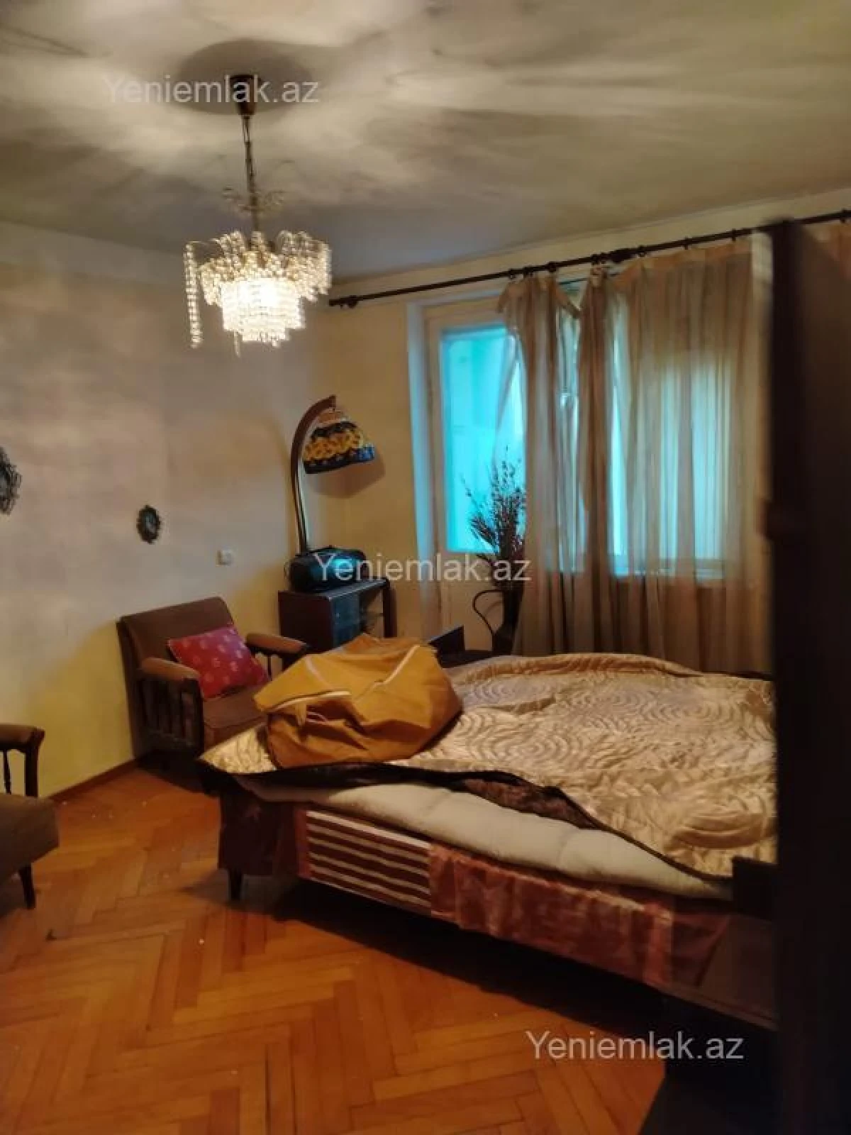 Satılır 3 otaqlı köhnə tikili 80 m²