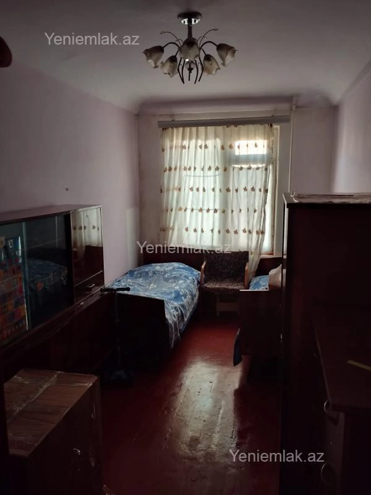 Satılır 3 otaqlı köhnə tikili 75 m²