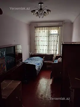 Satılır 3 otaqlı köhnə tikili 75 m²