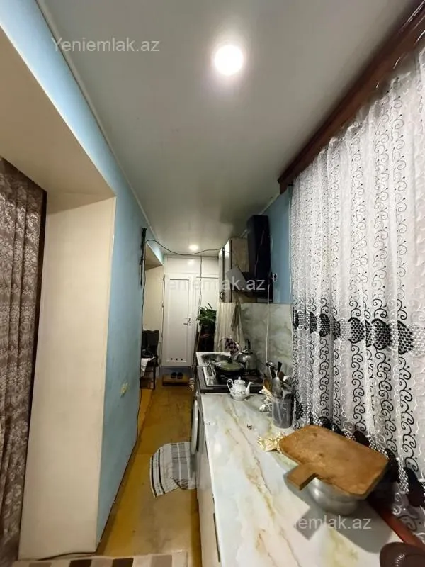 Satılır 2 otaqlı köhnə tikili 40 m²