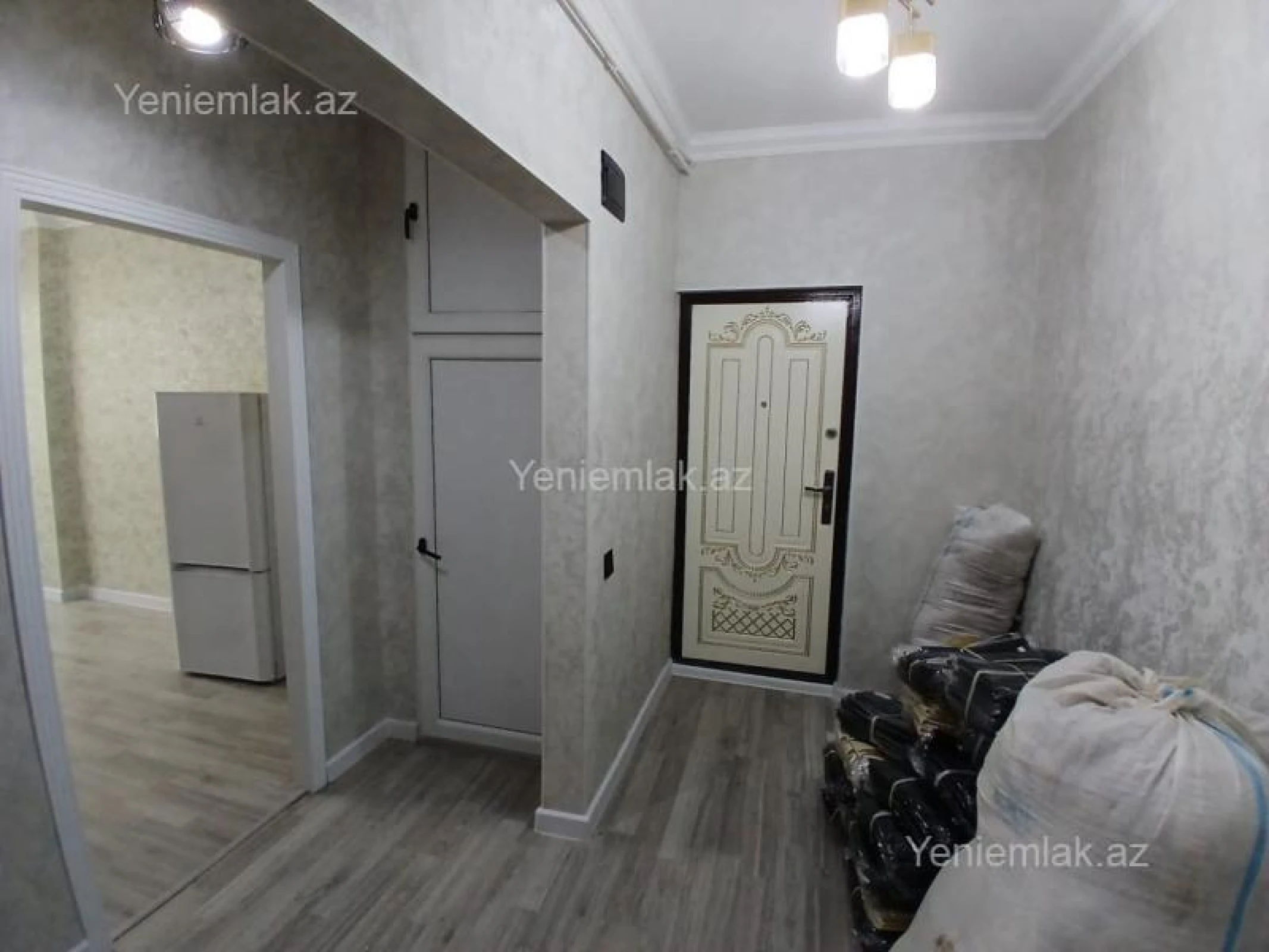 Satılır 3 otaqlı köhnə tikili 85 m²