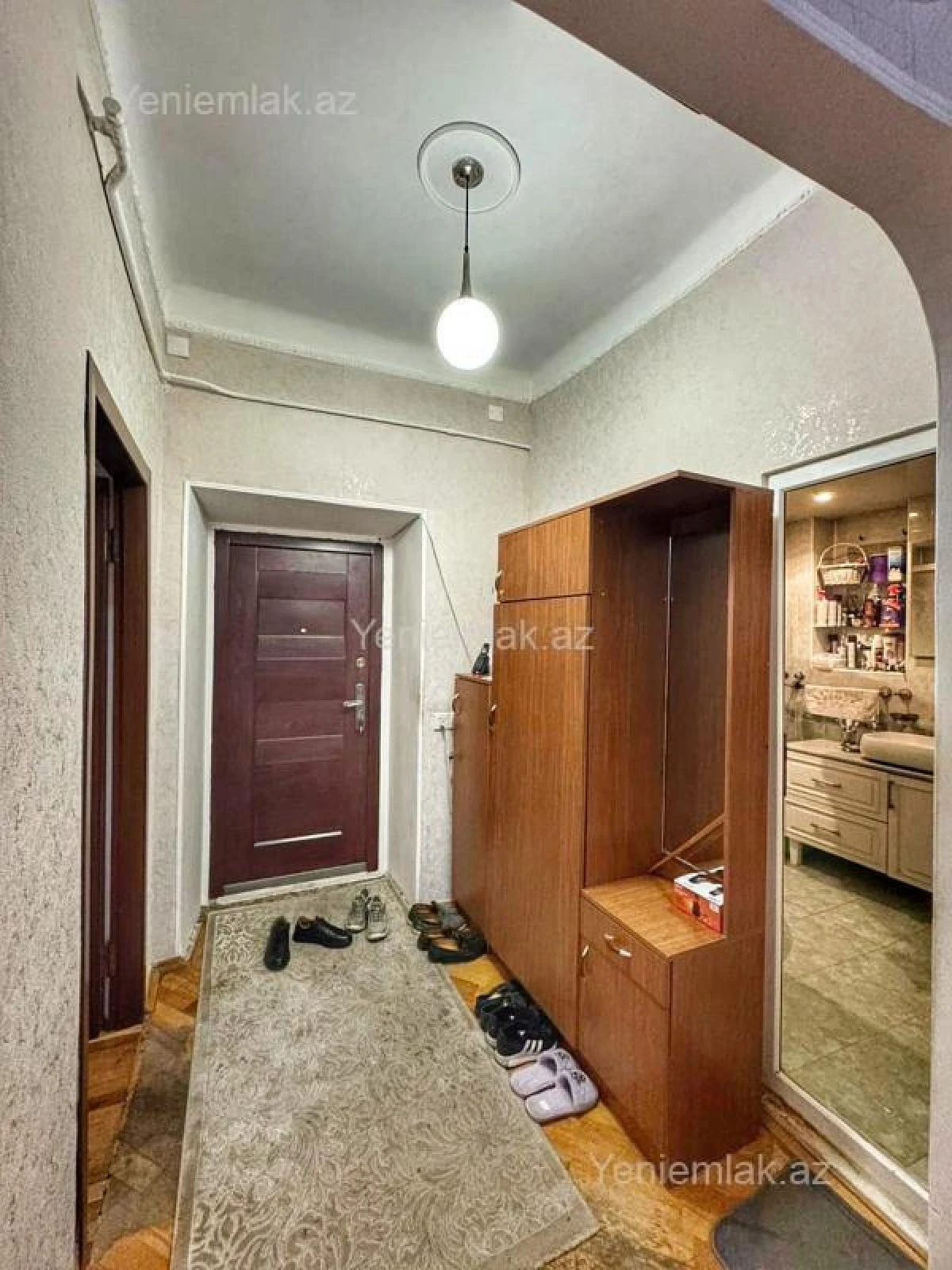 Satılır 3 otaqlı köhnə tikili 87 m²