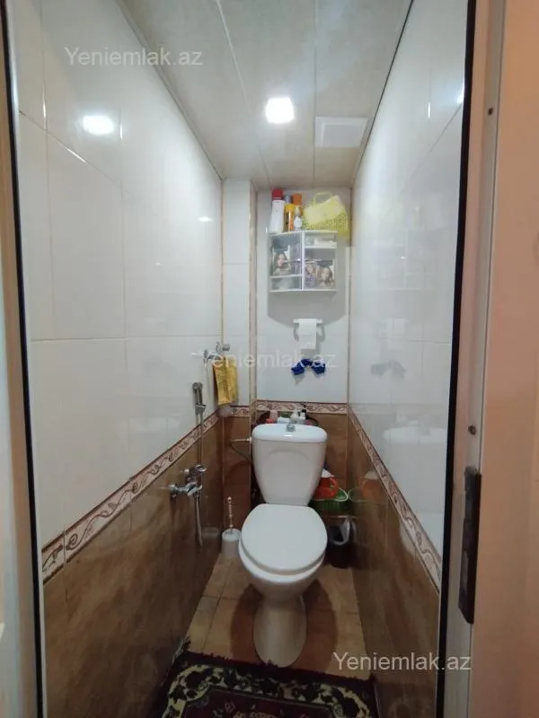 Satılır 3 otaqlı köhnə tikili 70 m²