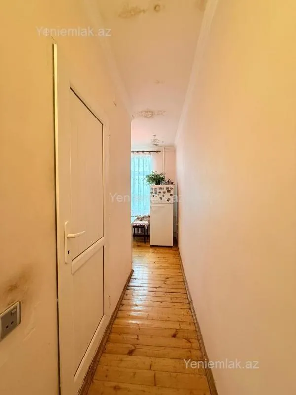 Satılır 1 otaqlı köhnə tikili 35 m²