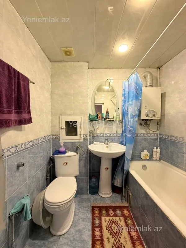 Satılır 1 otaqlı köhnə tikili 35 m²