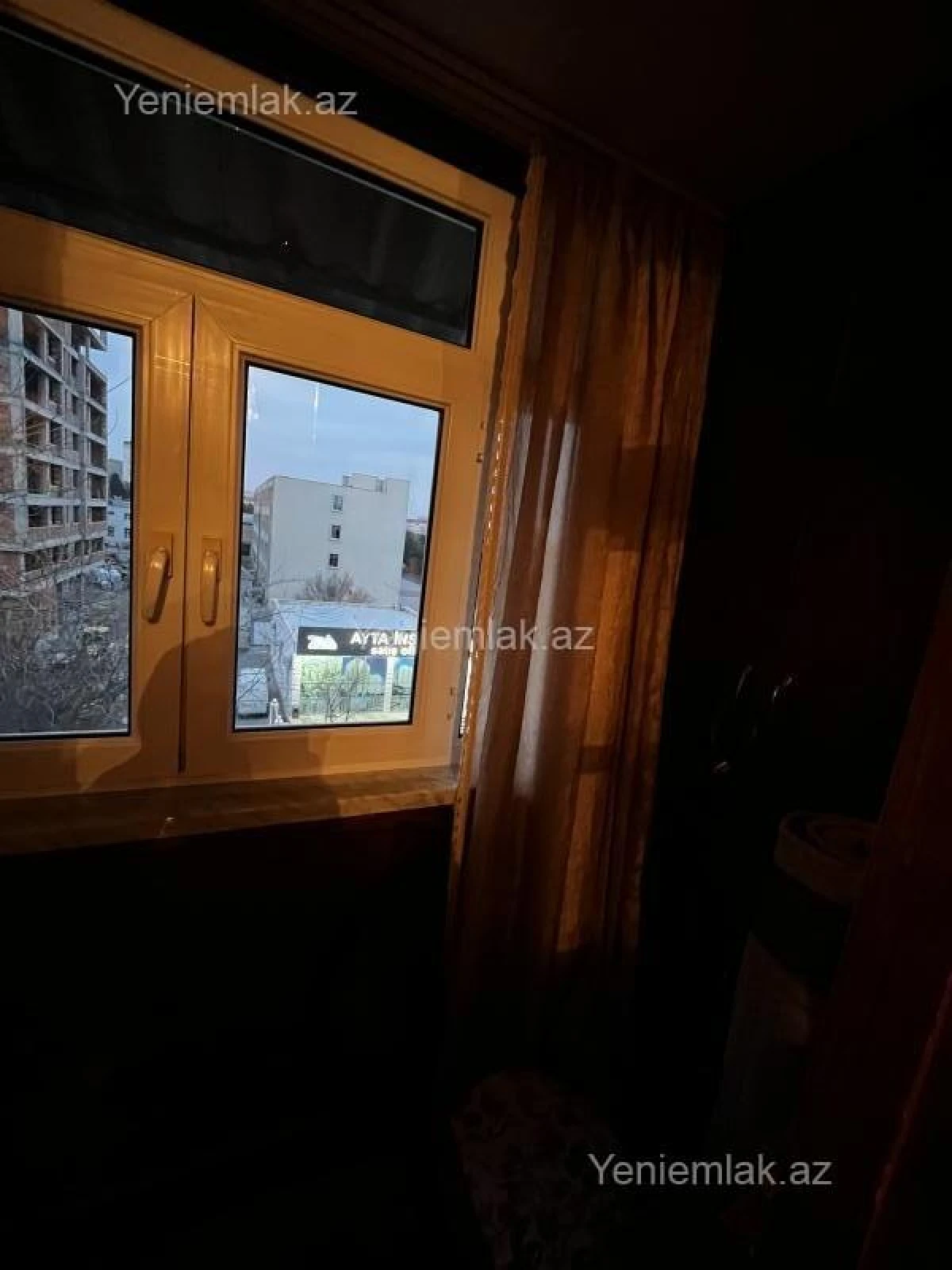 Satılır 1 otaqlı köhnə tikili 32 m²
