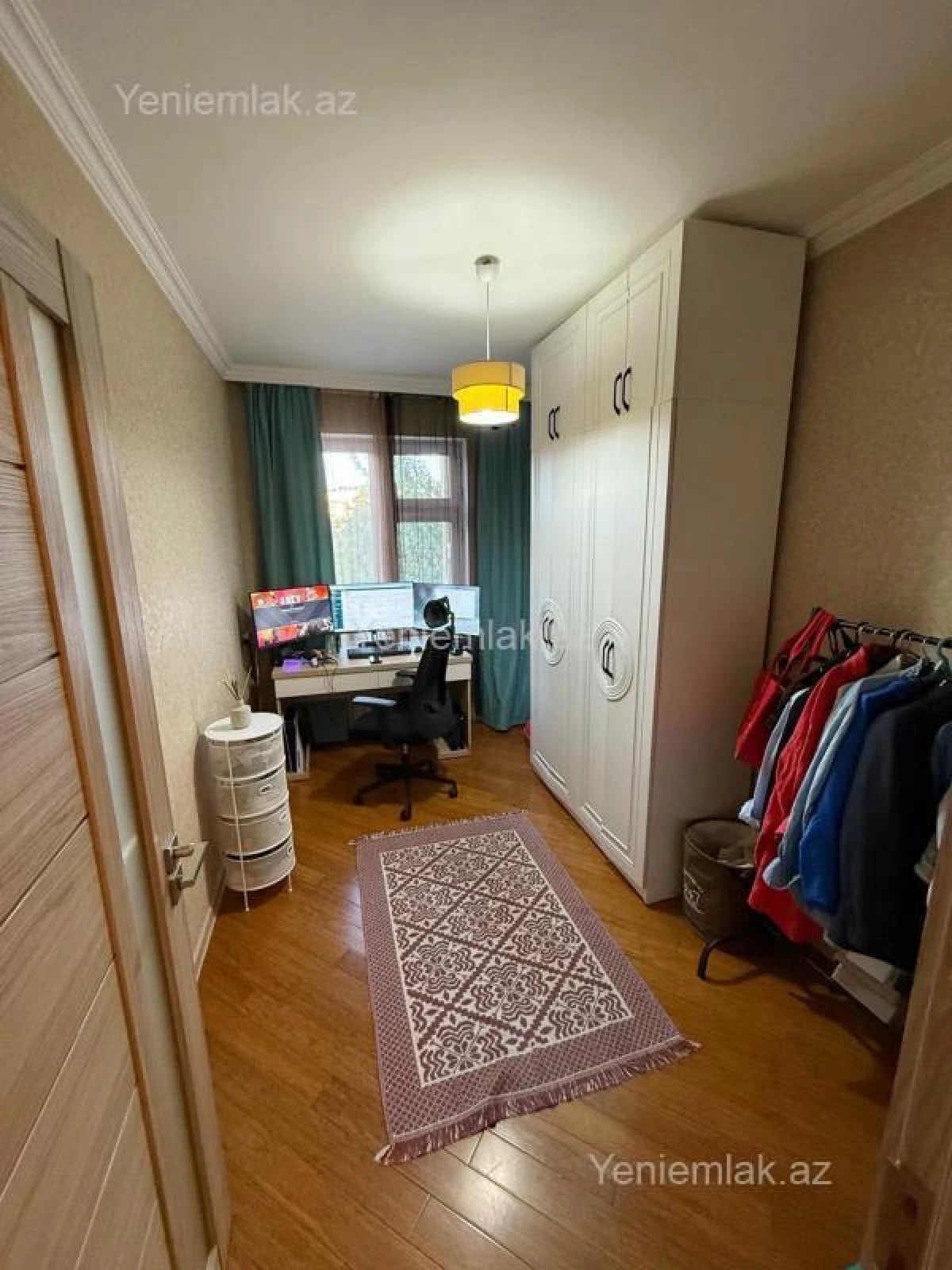 Satılır 3 otaqlı köhnə tikili 80 m²