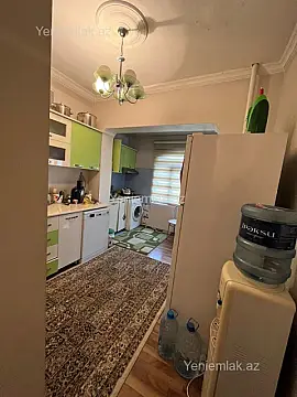 Satılır 2 otaqlı köhnə tikili 60 m²