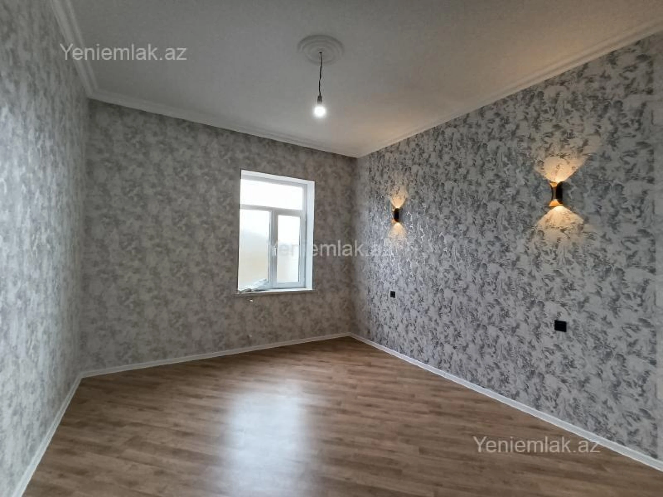 Satılır 5 otaqlı həyət evi 200 m²
