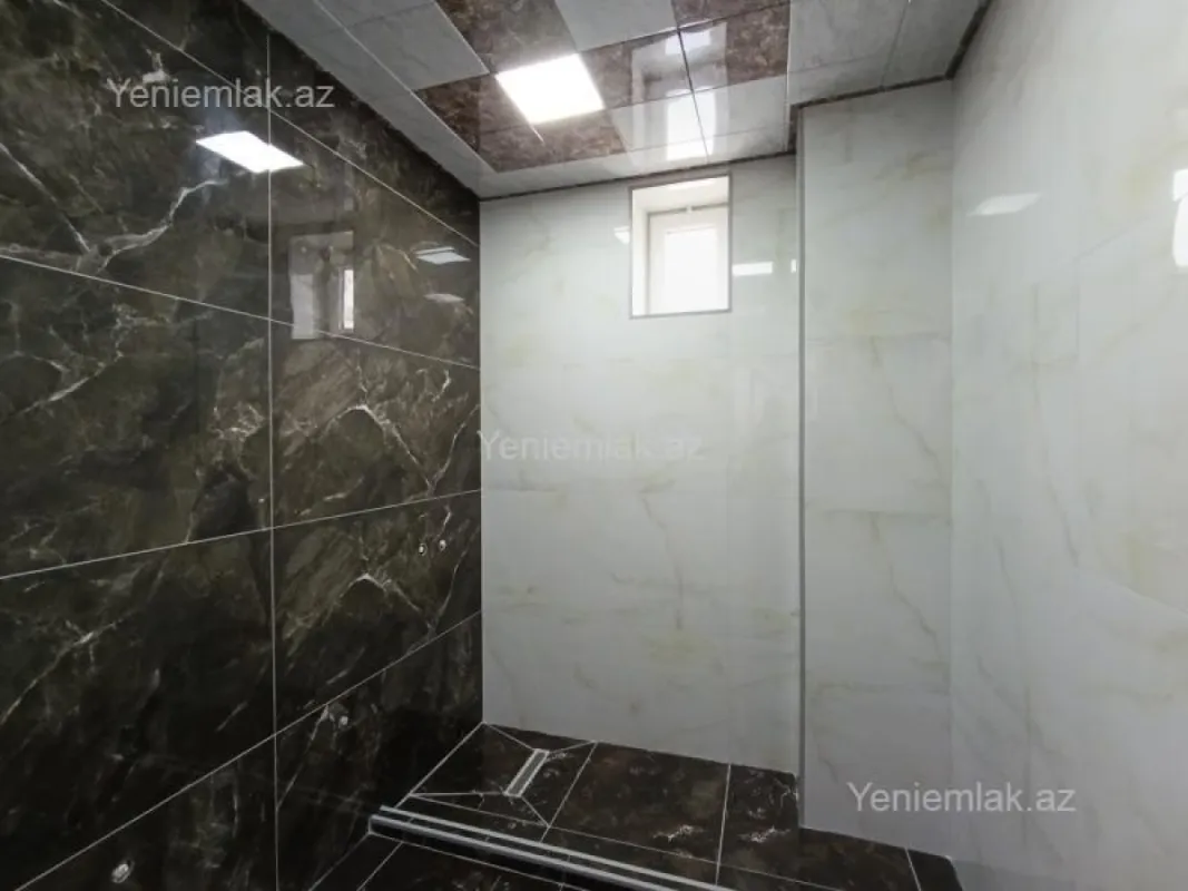 Satılır 5 otaqlı həyət evi 200 m²