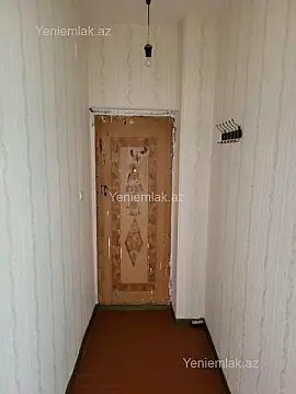 Satılır 1 otaqlı köhnə tikili 42 m²