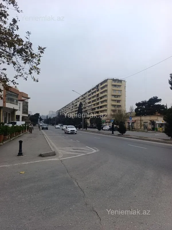 Satılır 1 otaqlı köhnə tikili 42 m²