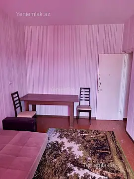 Satılır 1 otaqlı köhnə tikili 42 m²