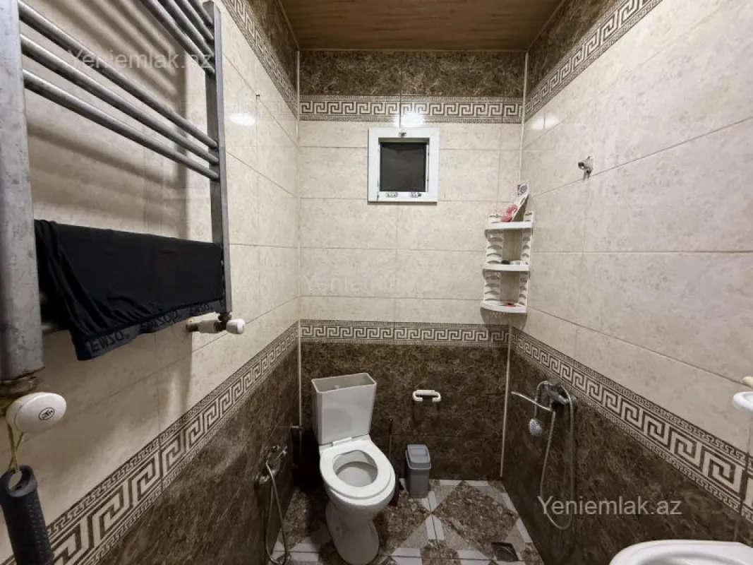 Satılır 2 otaqlı həyət evi 65 m²