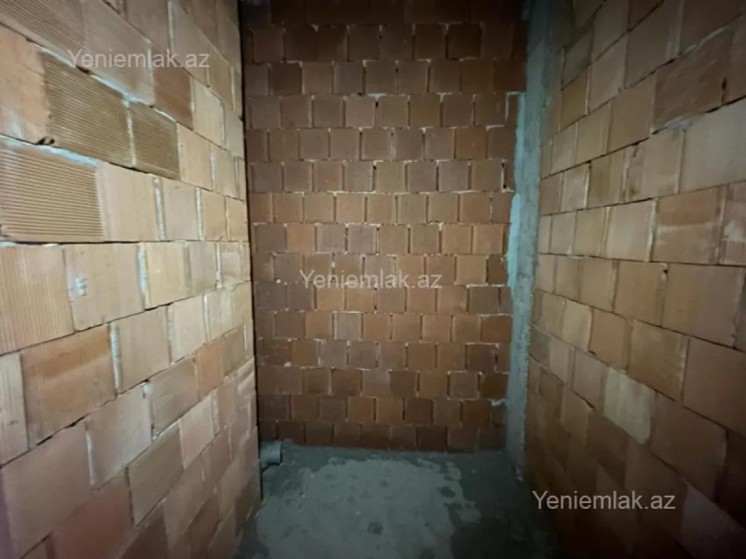 Satılır 4 otaqlı yeni tikili 181 m²