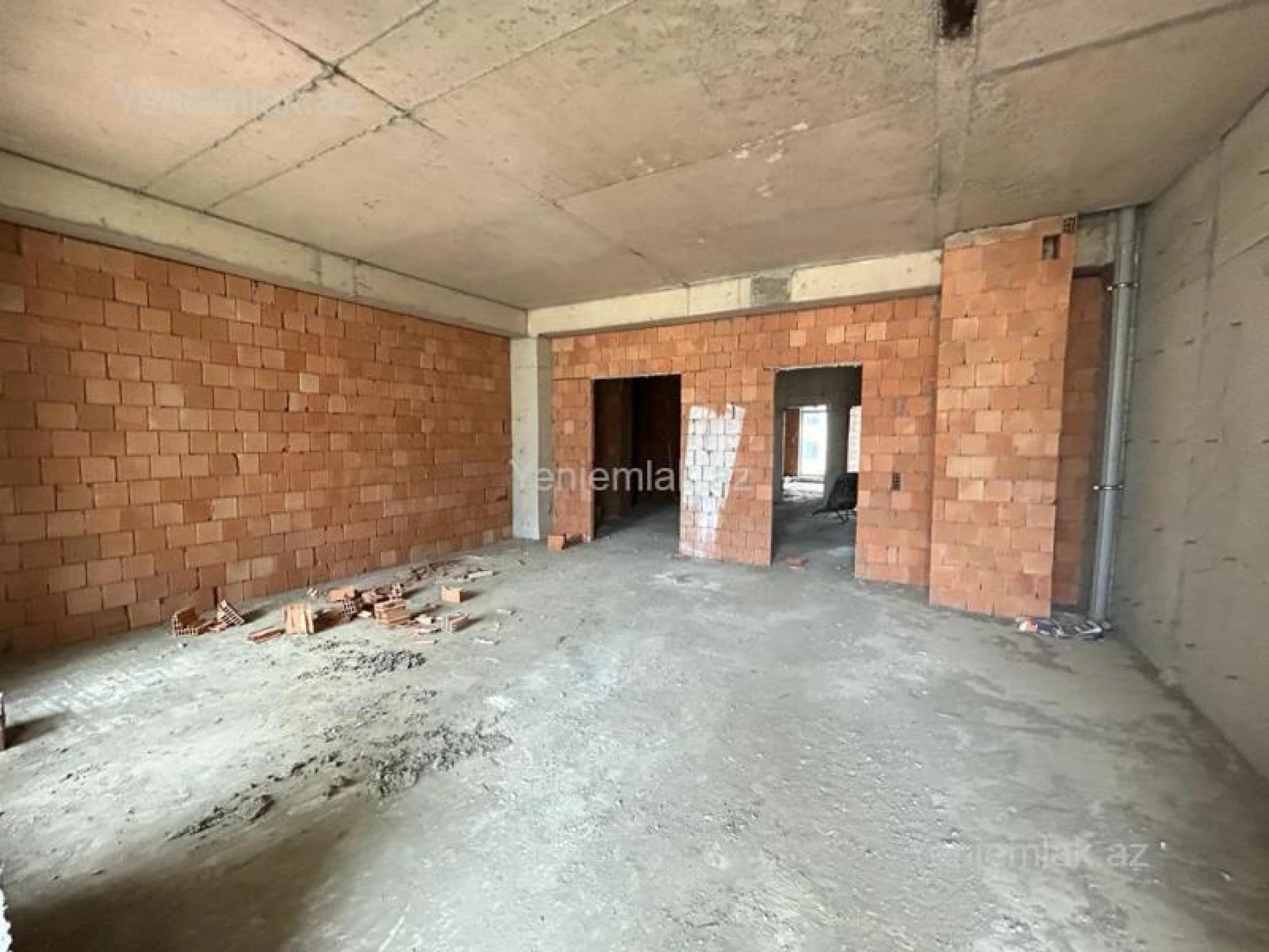Satılır 4 otaqlı yeni tikili 181 m²