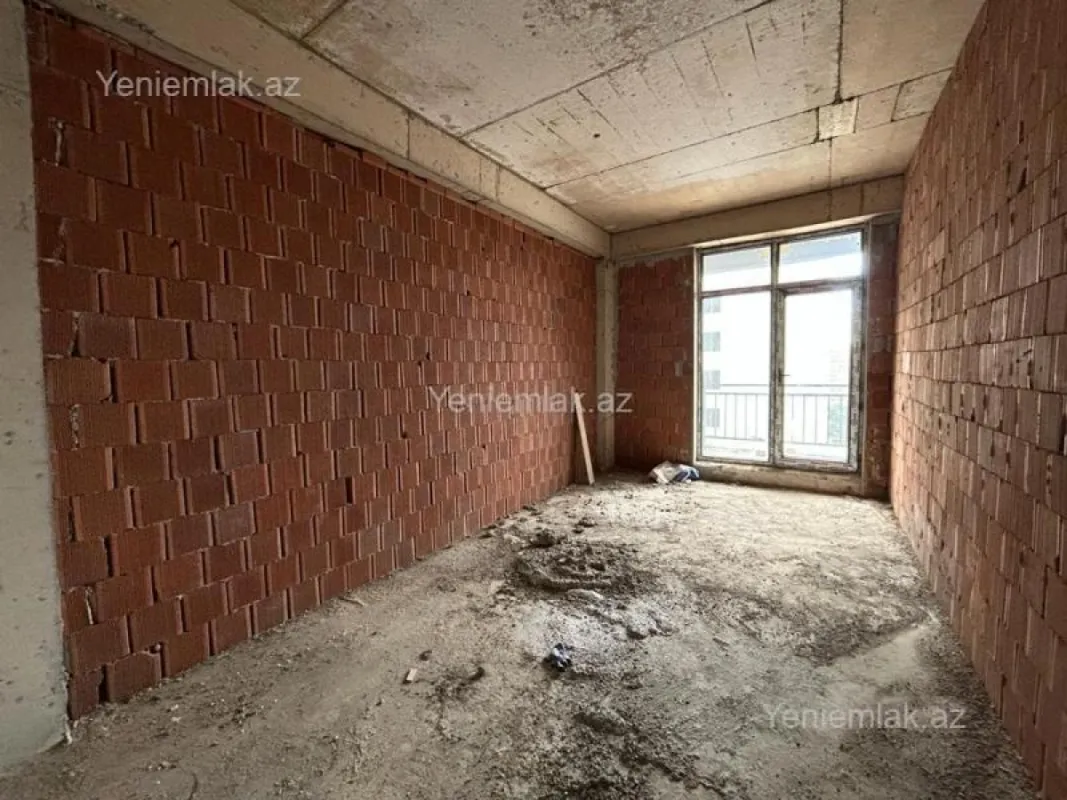 Satılır 4 otaqlı yeni tikili 181 m²