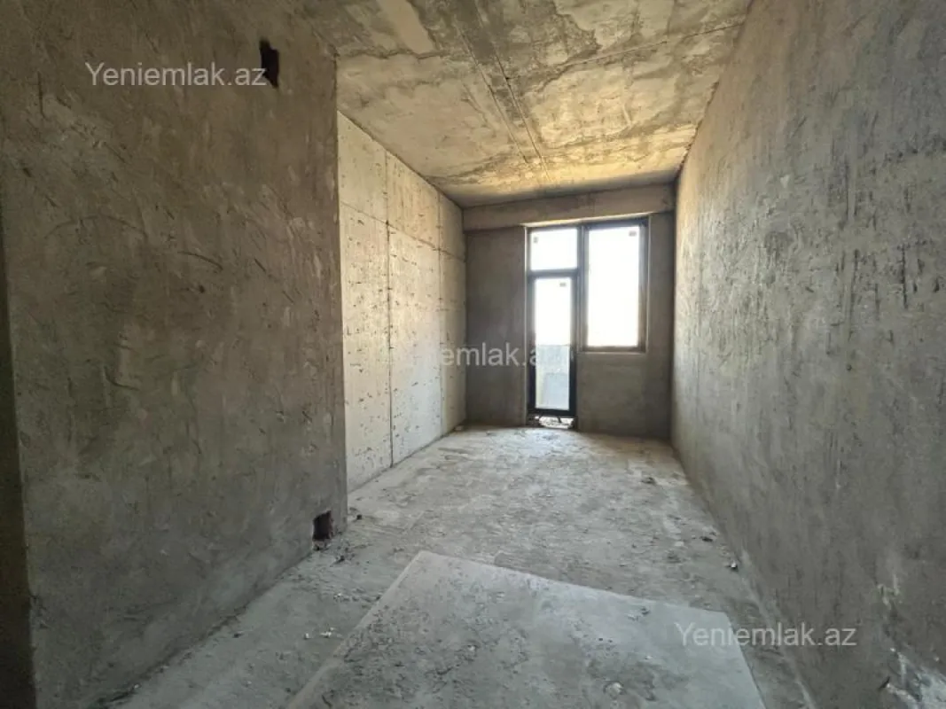 Satılır 2 otaqlı yeni tikili 76 m²