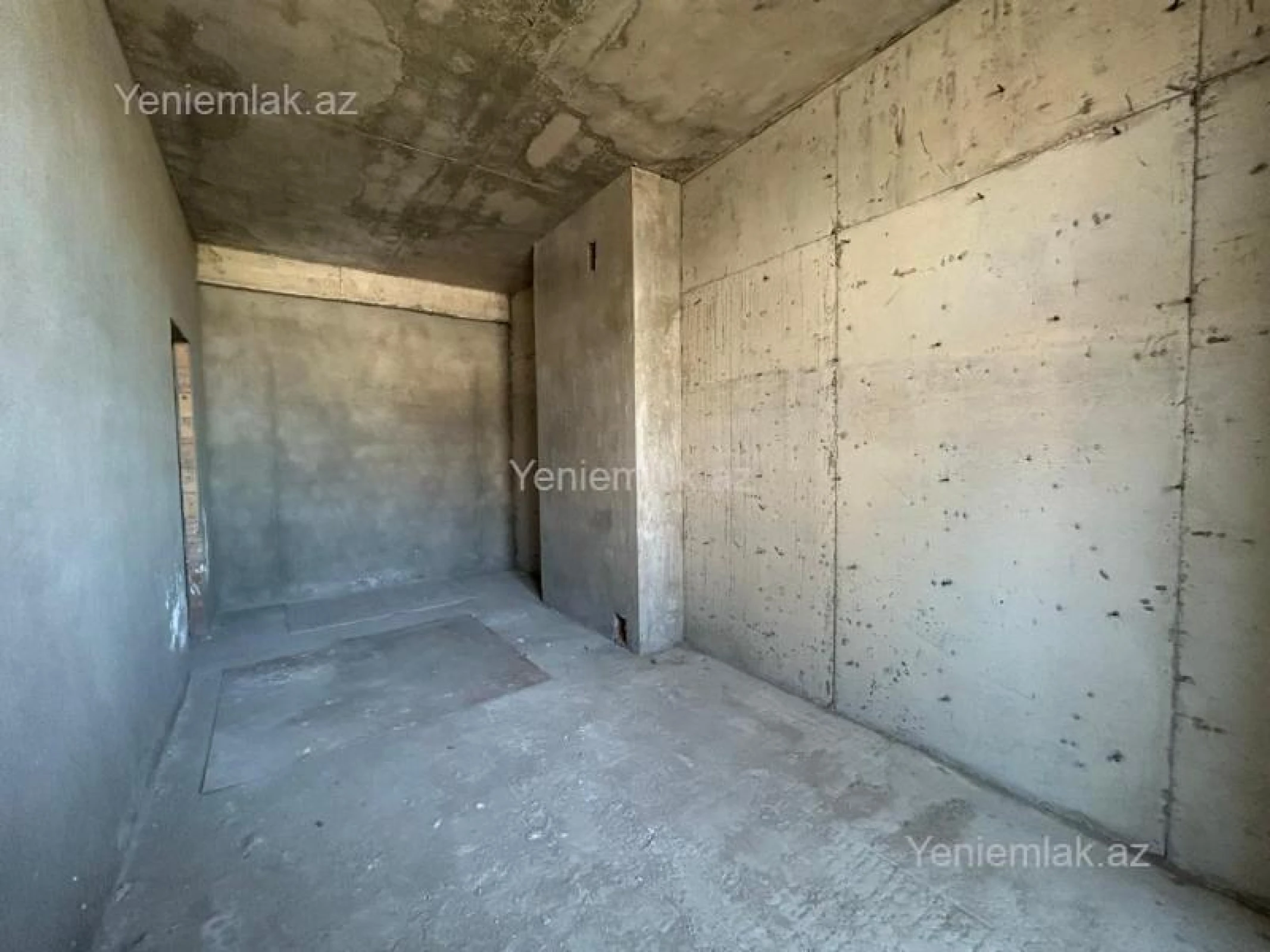 Satılır 2 otaqlı yeni tikili 76 m²