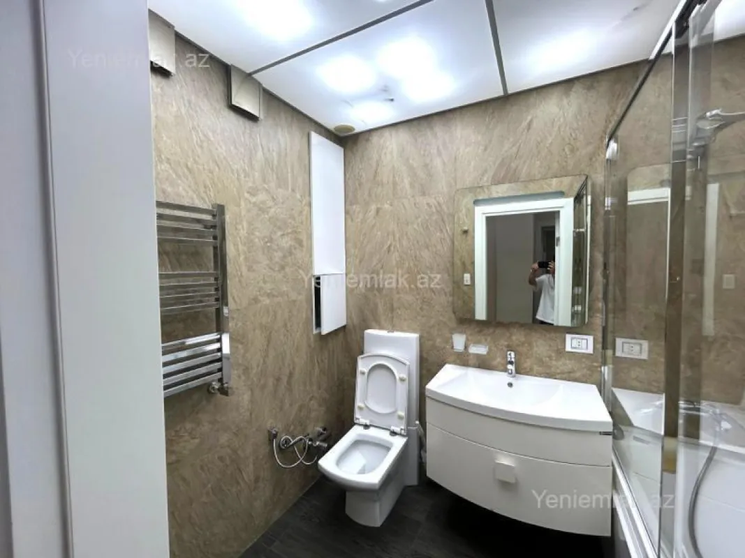 Satılır 3 otaqlı yeni tikili 100 m²