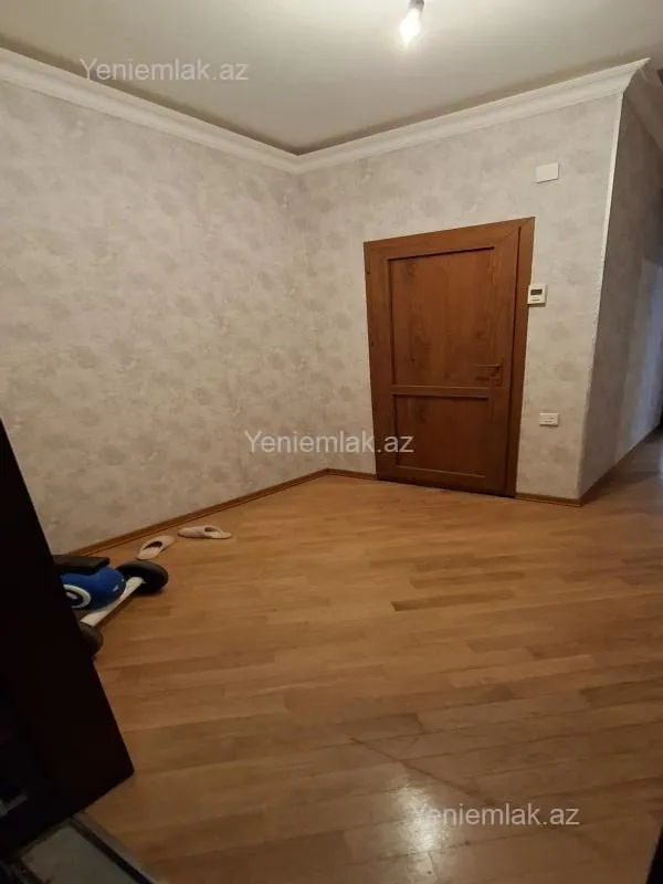 Satılır 2 otaqlı yeni tikili 75 m²