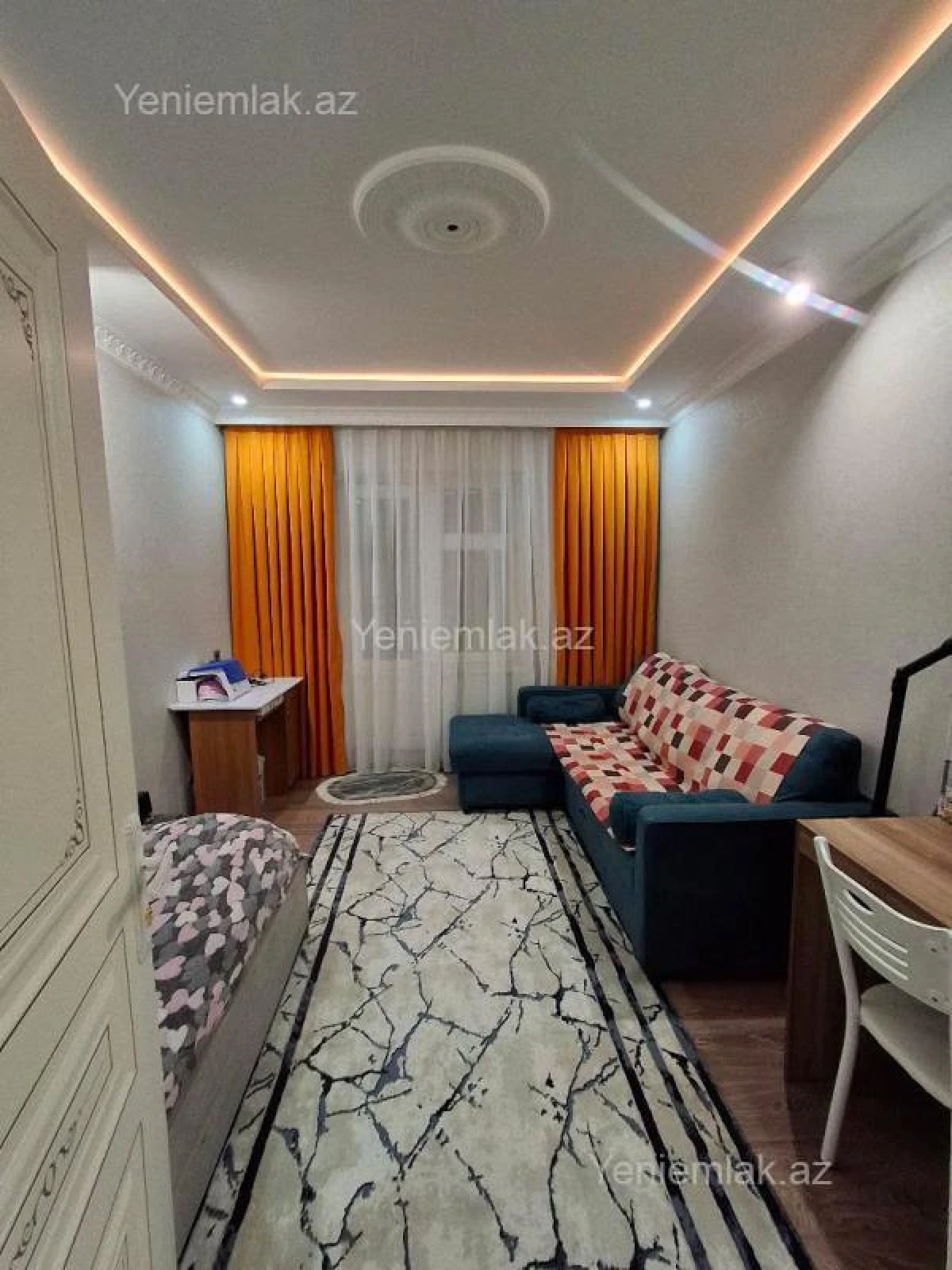 Satılır 2 otaqlı köhnə tikili 55 m²