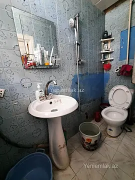 Satılır 2 otaqlı köhnə tikili 45 m²