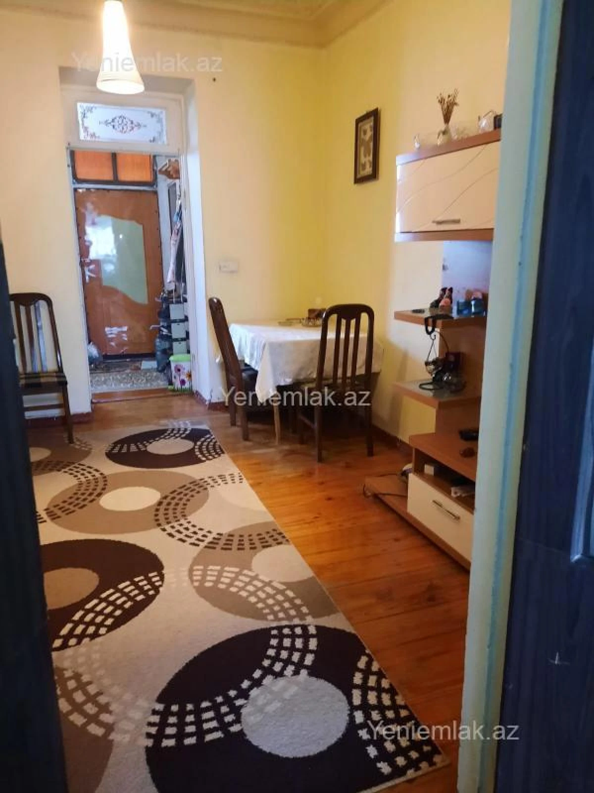 Satılır 2 otaqlı köhnə tikili 45 m²