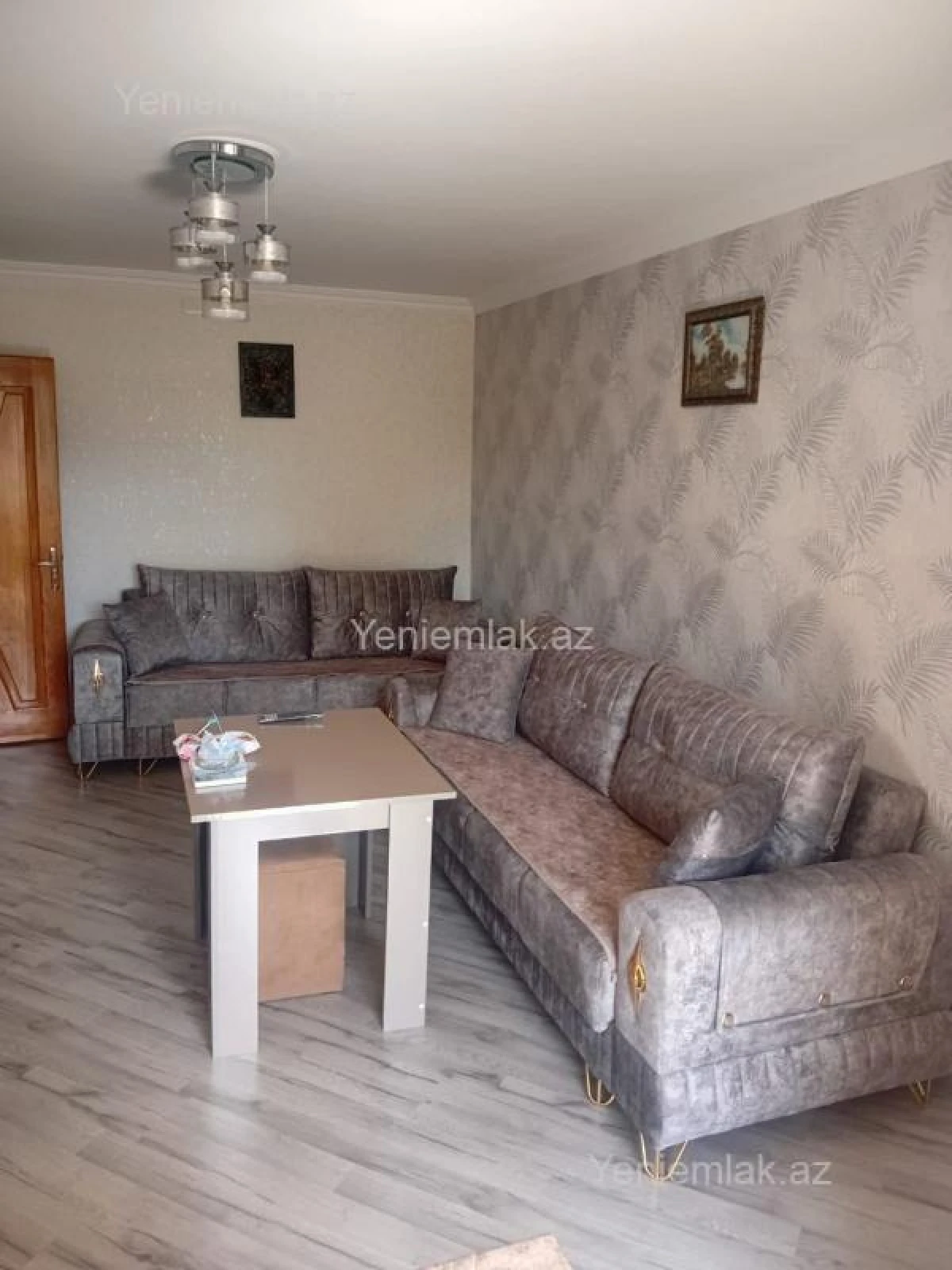Satılır 3 otaqlı köhnə tikili 45 m²