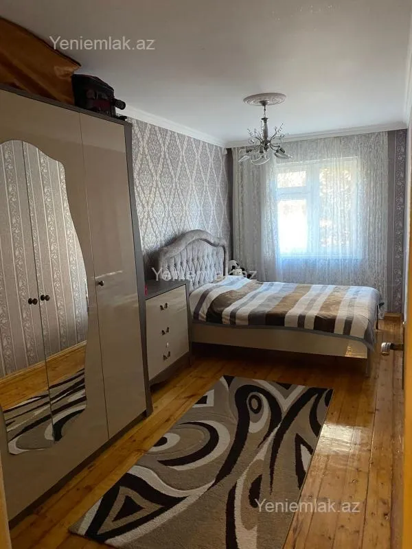 Satılır 2 otaqlı köhnə tikili 48 m²