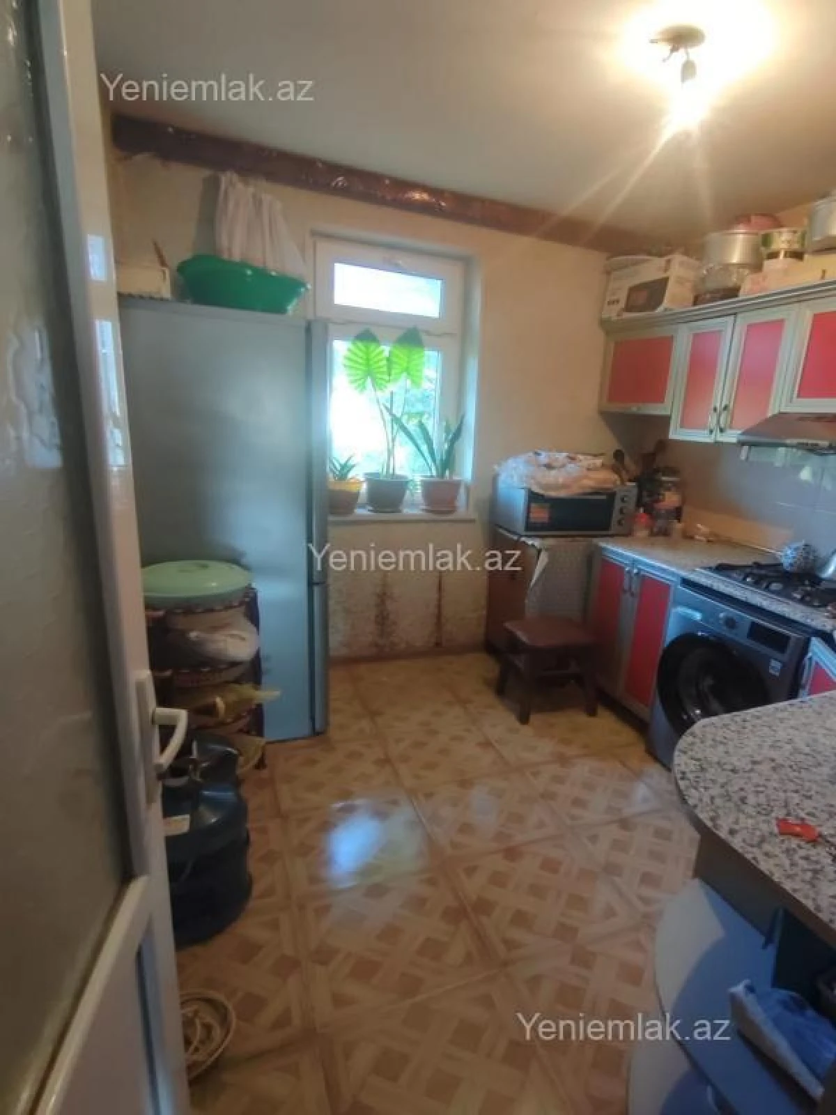 Satılır 2 otaqlı köhnə tikili 50 m²