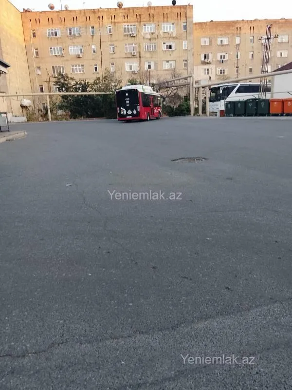 Satılır 2 otaqlı köhnə tikili 50 m²