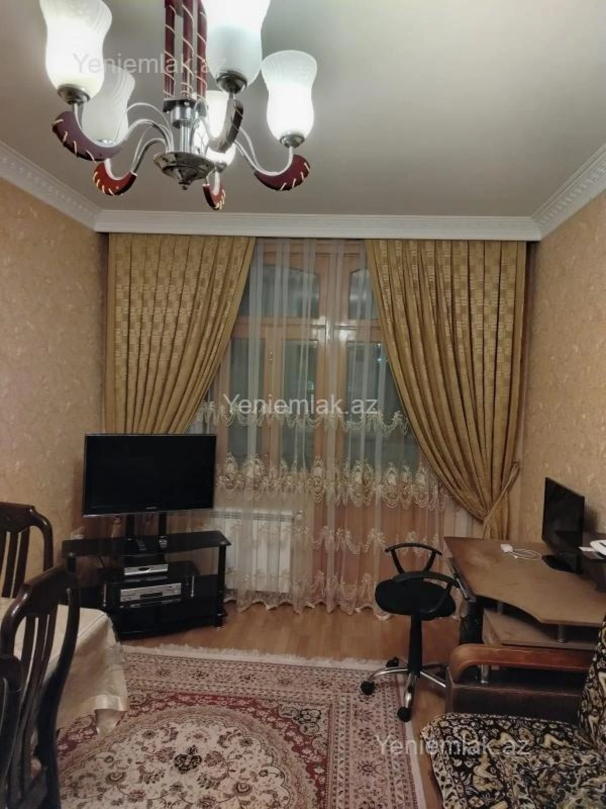 Satılır 3 otaqlı köhnə tikili 80 m²