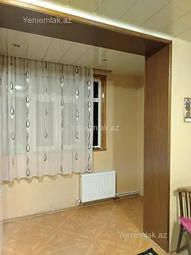 Satılır 3 otaqlı köhnə tikili 80 m²