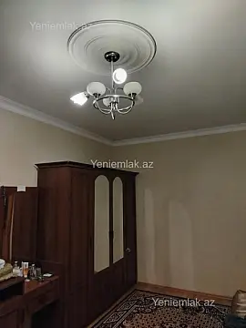 Satılır 3 otaqlı köhnə tikili 80 m²