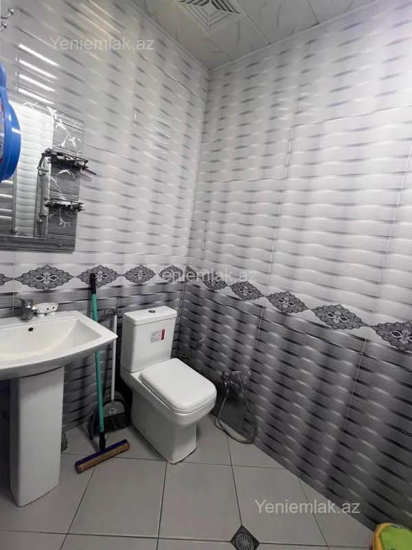 Satılır 2 otaqlı yeni tikili 64 m²