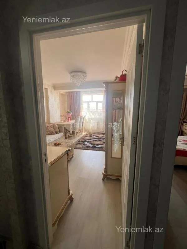Satılır 2 otaqlı yeni tikili 64 m²