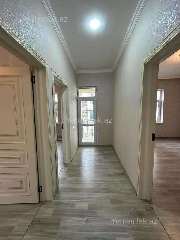 Satılır 4 otaqlı həyət evi 140 m²
