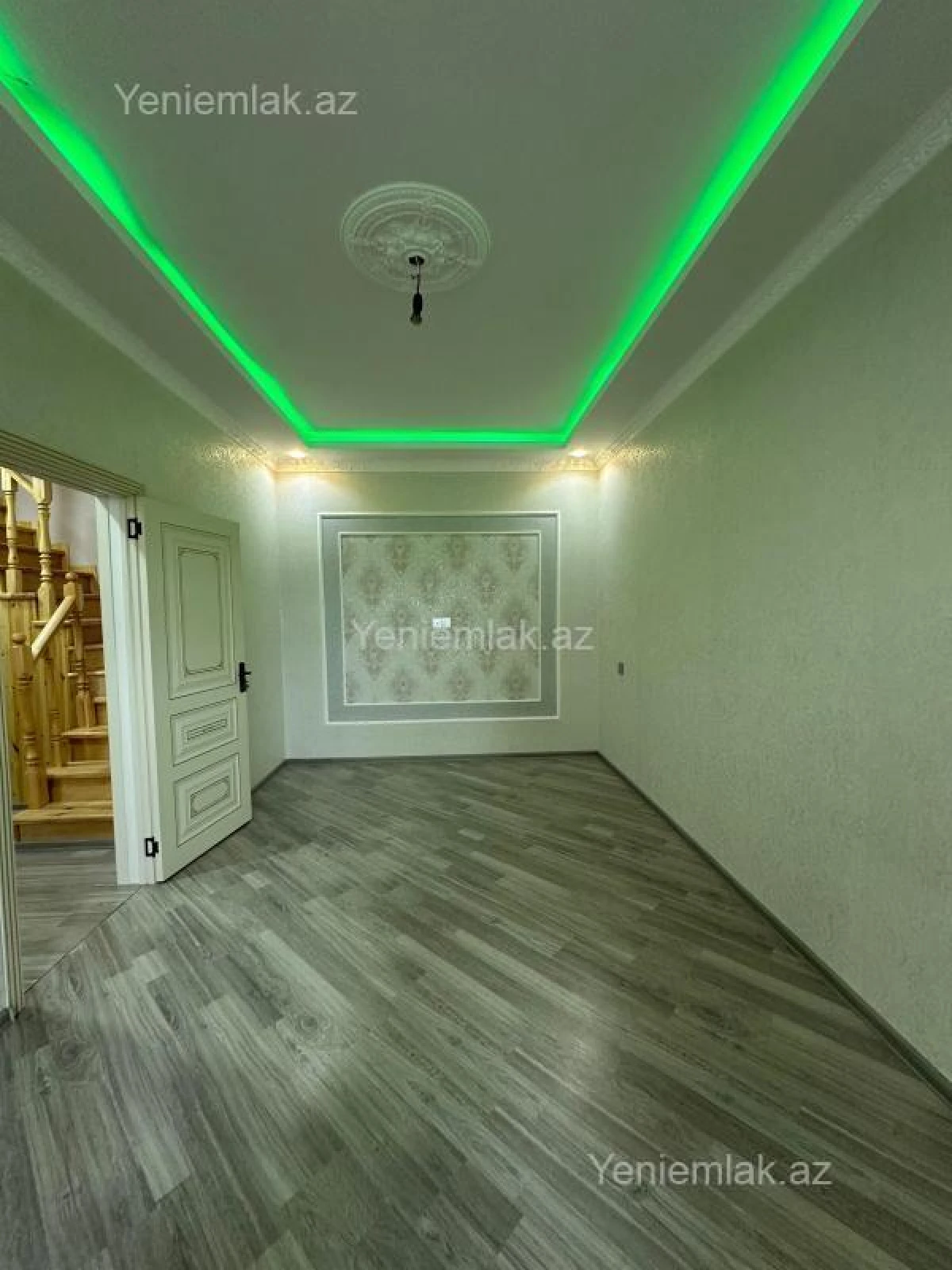 Satılır 4 otaqlı həyət evi 140 m²