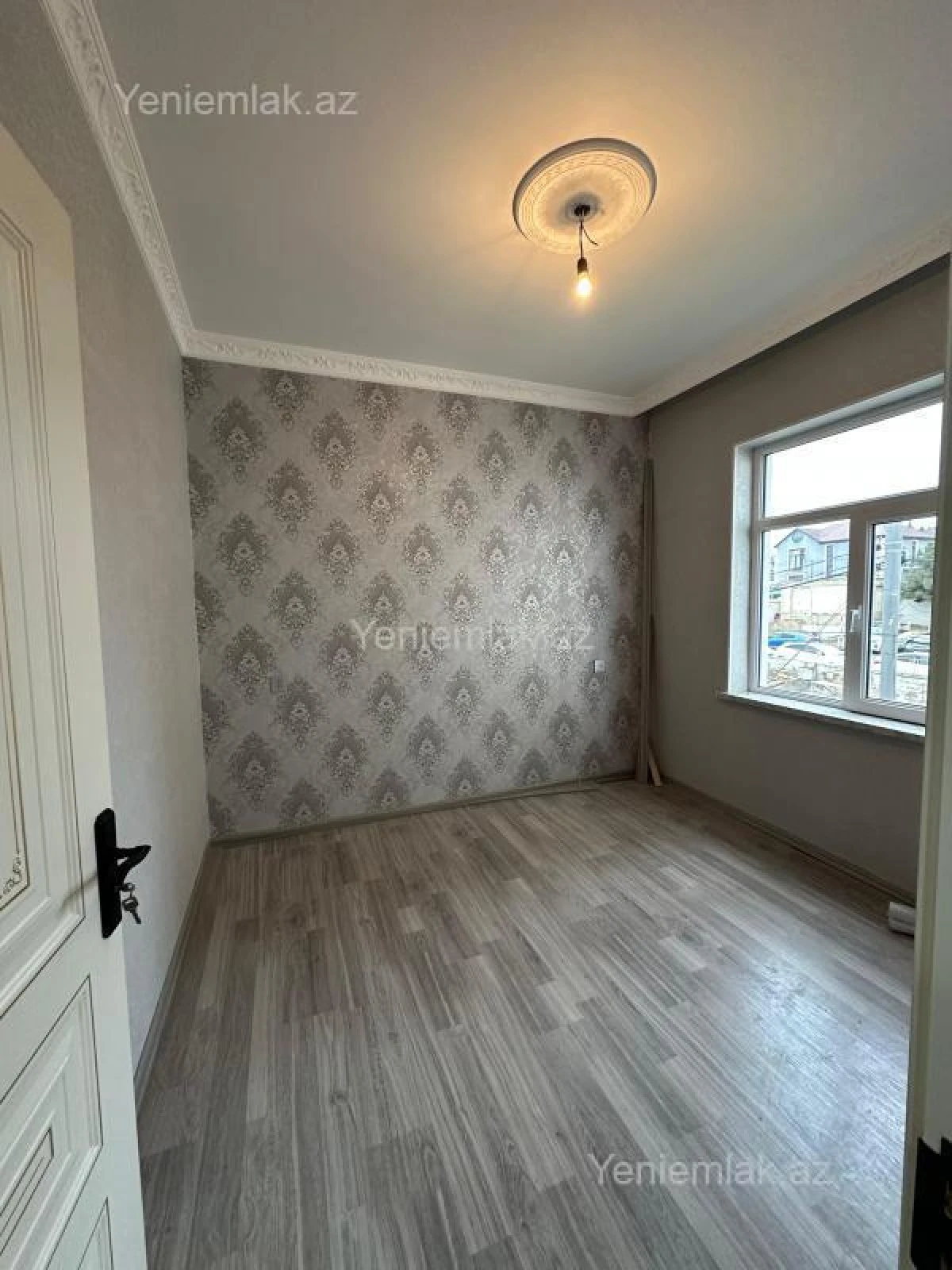 Satılır 4 otaqlı həyət evi 140 m²