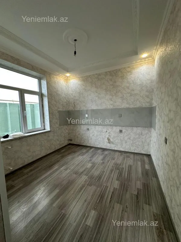 Satılır 4 otaqlı həyət evi 140 m²