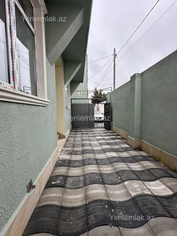 Satılır 4 otaqlı həyət evi 140 m²