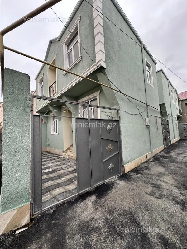 Satılır 4 otaqlı həyət evi 140 m²
