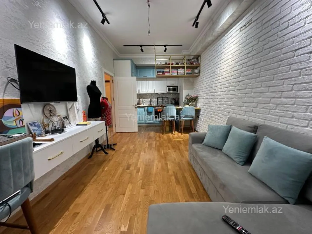 Satılır 2 otaqlı yeni tikili 45 m²