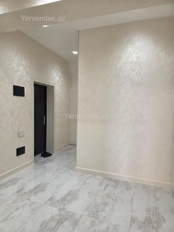 Satılır 2 otaqlı yeni tikili 74 m²