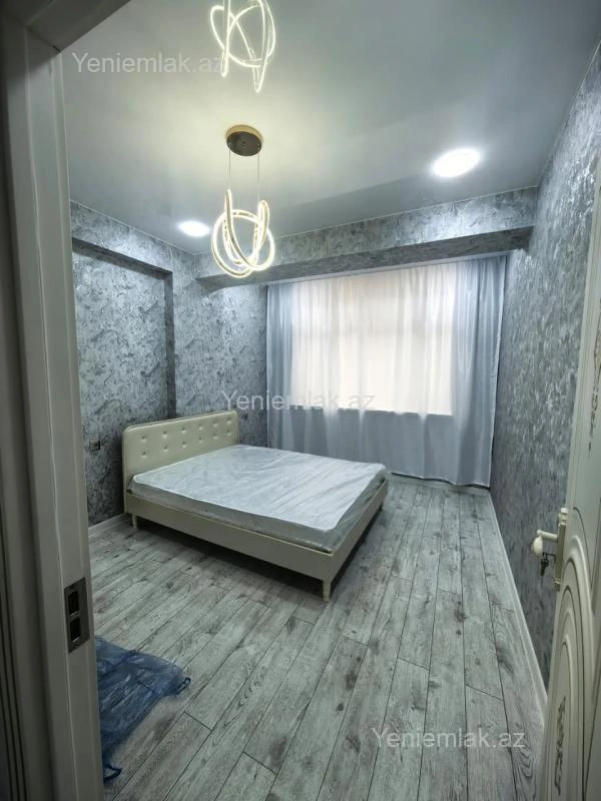 Satılır 2 otaqlı yeni tikili 64 m²