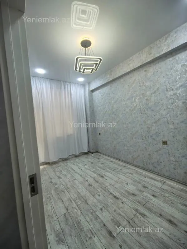 Satılır 2 otaqlı yeni tikili 64 m²