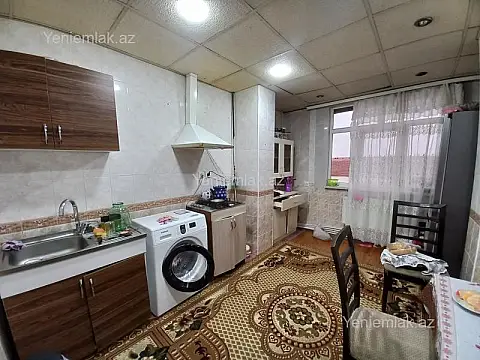 Satılır 3 otaqlı köhnə tikili 74 m²