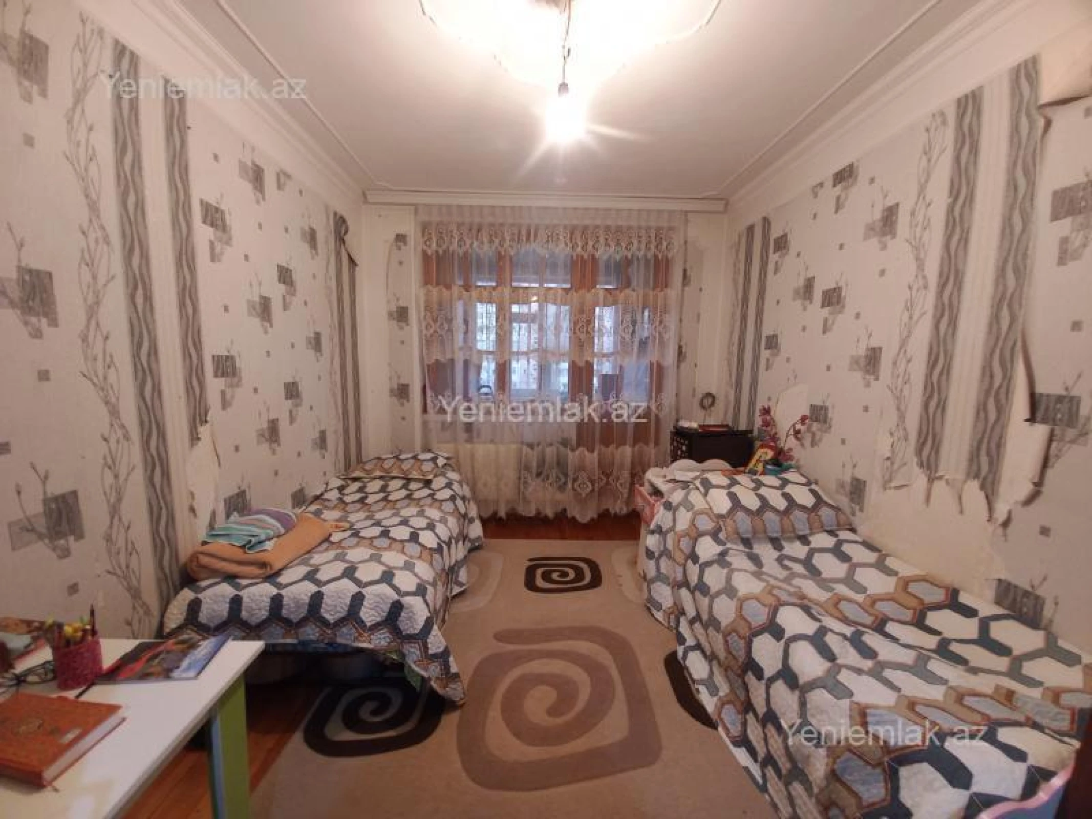 Satılır 3 otaqlı köhnə tikili 74 m²