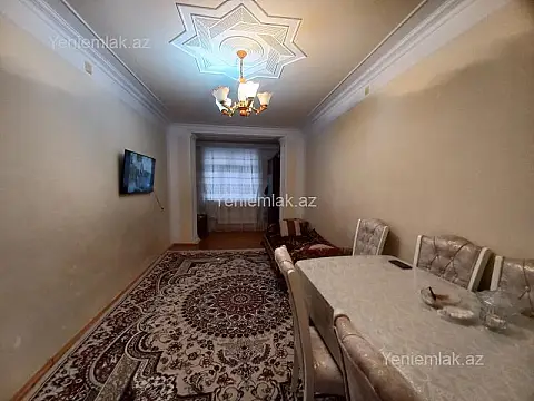Satılır 3 otaqlı köhnə tikili 74 m² — Sumqayıt, 3-cü mikrorayon 3 otaq 74.00 m²